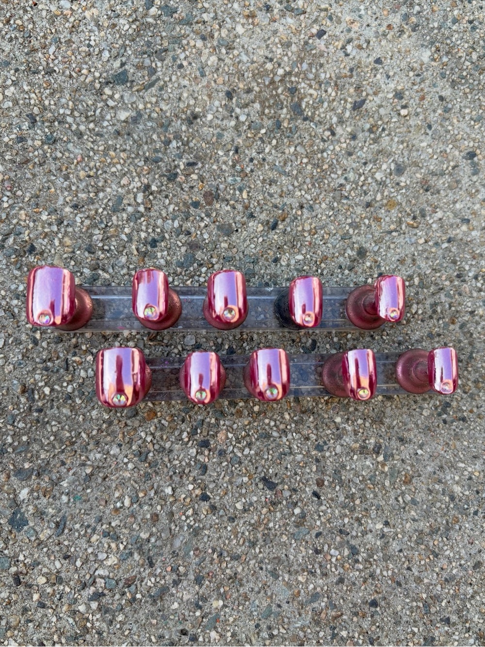 Chrome pink summer nails
